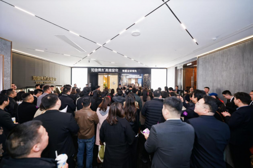 正热如鱼得水强势领先助力加盟商稳定盈利凯发k8一触即发布艺窗帘品牌加盟市场(图3)